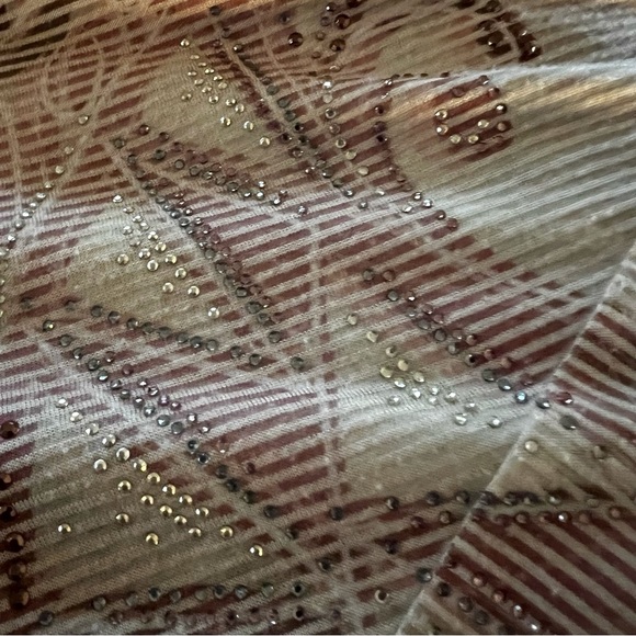 Chicos 3/4 sleeve shirt sz L embellished front design easy fit jersey style - Picture 5 of 10